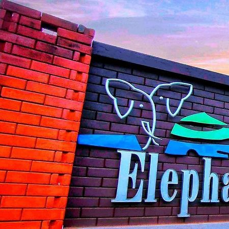 Elephas Resort & Spa Sigiriya Exterior foto